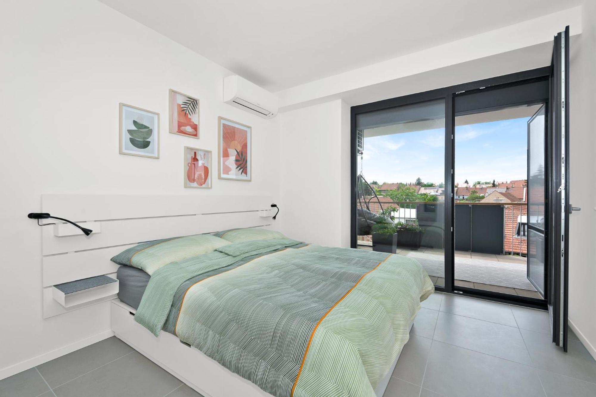 Fully Equipped Apartments With Terraces, Free Garage Parking, Netflix & Ac - By Apartmany Slapanice Cz Exterior foto